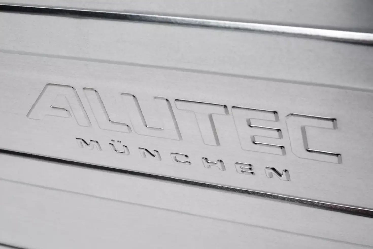 Alutec COMFORT 157 Aluminium kist - 58,5 x 78,2 x 39,8 cm
