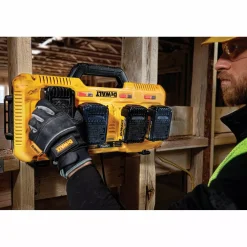DeWALT DCB104-QW 10,8/18/54V Li-ion XR accu Duolader