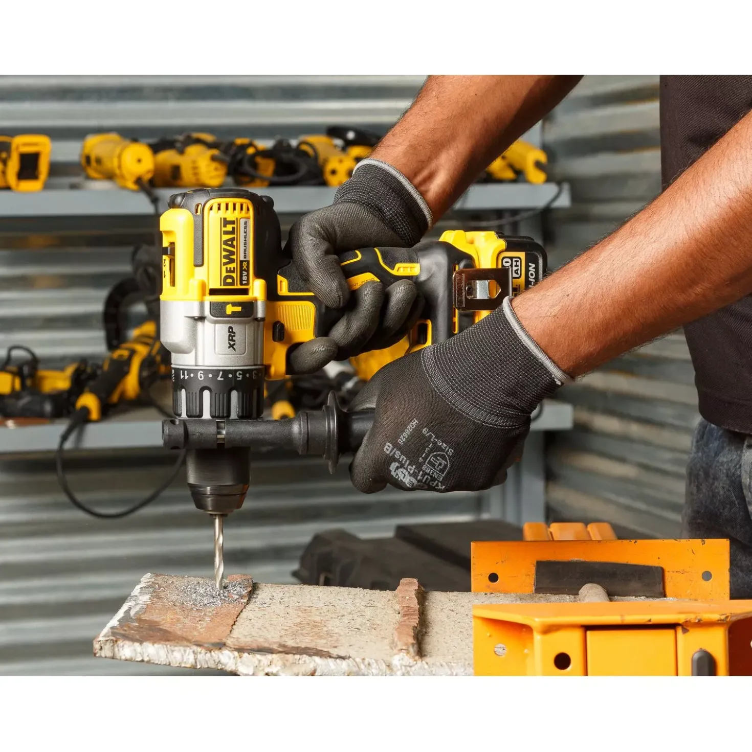 DeWALT DCD996NT-XJ 18V Li-ion XR accu klopboor-/schroefmachine body in TSTAK - koolborstelloos
