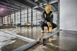 DeWALT DCE089D1R-QW 10,8V Li-Ion accu zelfnivellerende 3x360° graden multilijnlaser set (1x 2.0Ah accu) in koffer - 3 lijnen - 15m - rood