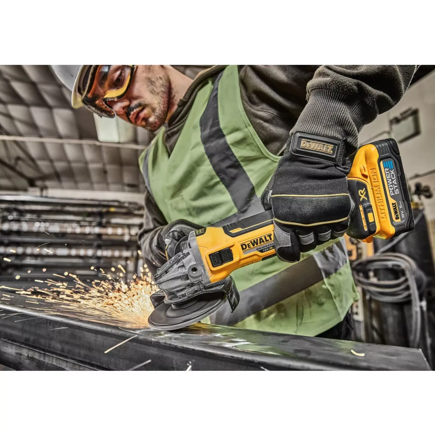 DeWALT DCG405H2T 18V Li-ion accu haakse slijper set (2x 5.0Ah POWERSTACK accu) in TSTAK - 125mm - koolborstelloos