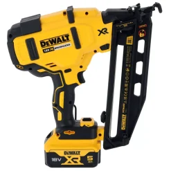 DeWALT DCK246P2 18V Li-ion accu constructietacker (DCN930) & afwerktacker (DCN660) set (2x 5.0Ah accu) in transporttas