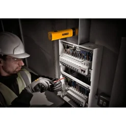 DeWALT DCL183-XJ USB-C Zaklamp