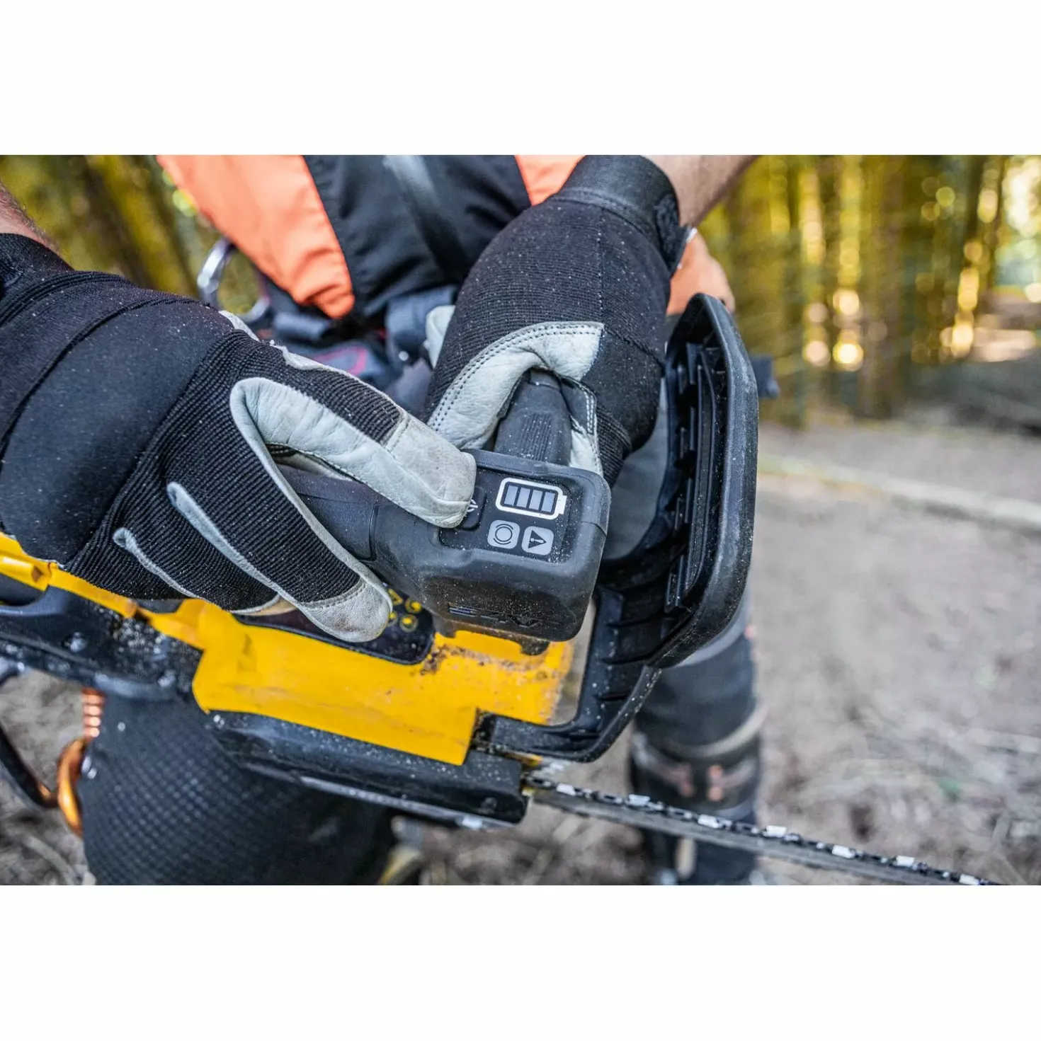 DeWALT DCMCST635N 54V XR FLEXVOLT Li-Ion accu Top Handle kettingzaag body - 35cm