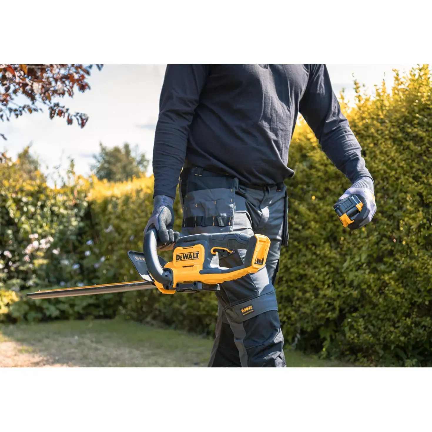 DeWALT DCMHT562N-XJ 18V XR Li-ion accu heggenschaar body - 550mm