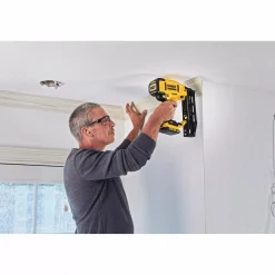 DeWALT DCN662D2-QW 18V Li-ion XR accu afwerktacker set (2x 2.0Ah) in TSTAK - 32-64mm - koolborstelloos