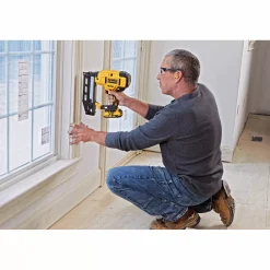 DeWALT DCN662NT-XJ 18V Li-ion XR accu afwerktacker body in TSTAK - 32-64mm - koolborstelloos