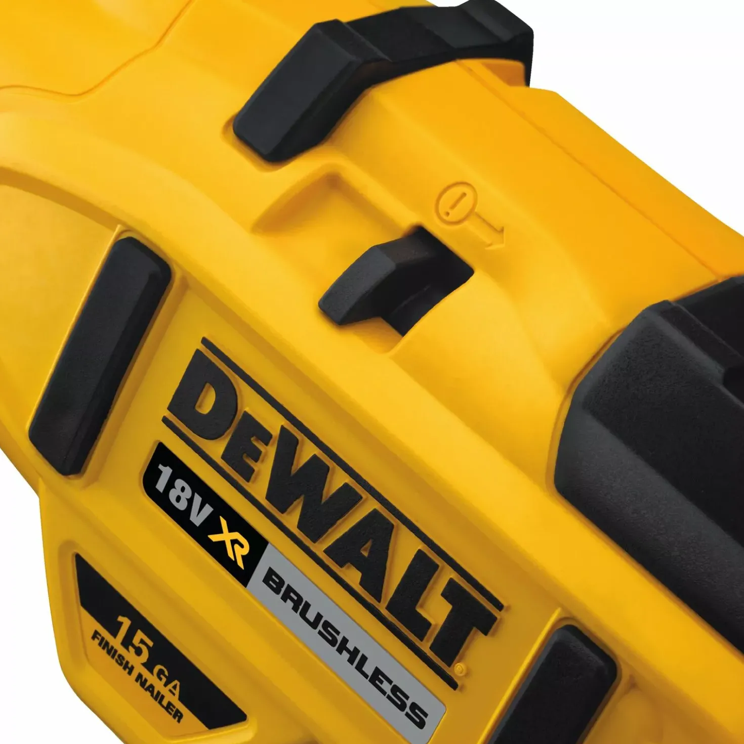 DeWALT DCN650P2-QW 18V Li-ion XR accu afwerktacker (2x 5.0Ah) in TSTAK