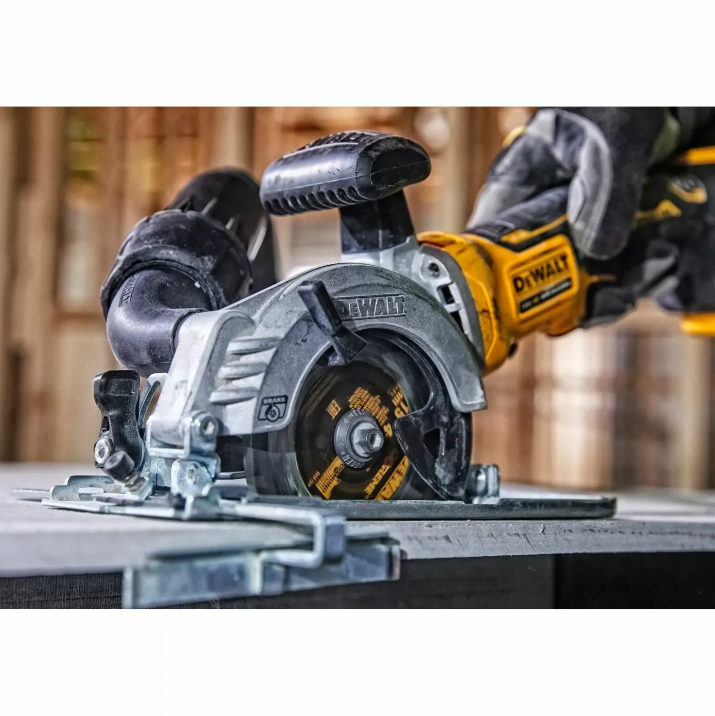DeWALT DCS571NT-XJ 18V Li-ion XR accu cirkelzaag body in TSTAK - 115mm - koolborstelloos