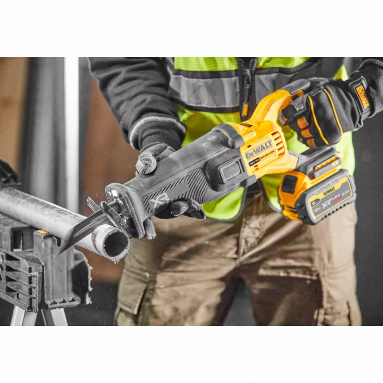 DeWALT DCS386NT-XJ 54V Li-ion XR FlexVolt accu reciprozaag body in TSTAK
