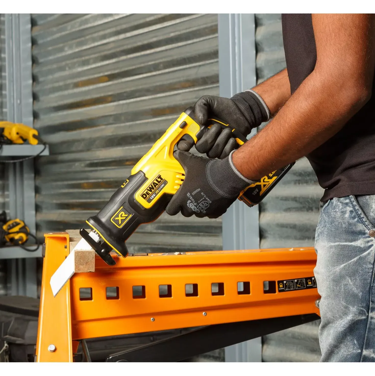 DeWALT DCS367P2-QW 18V Li-ion XR accu reciprozaag set (2x 5.0Ah) in TSTAK - koolborstelloos