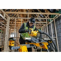 DeWALT DCS777T2-QW 54V XR FlexVolt Li-Ion Accu afkort- en verstekzaagmachine set (2x 6.0Ah accu) - 216 x 30mm - koolborstelloos