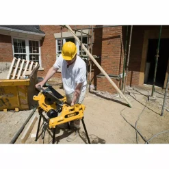 DeWALT DW743N-QS Tafel afkort- en verstekzaag / combinatiezaagmachine - 2000W - 250 x 30mm