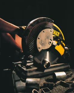 DeWALT DW872-QS Metaal afkortzaag - 2200W - 355mm