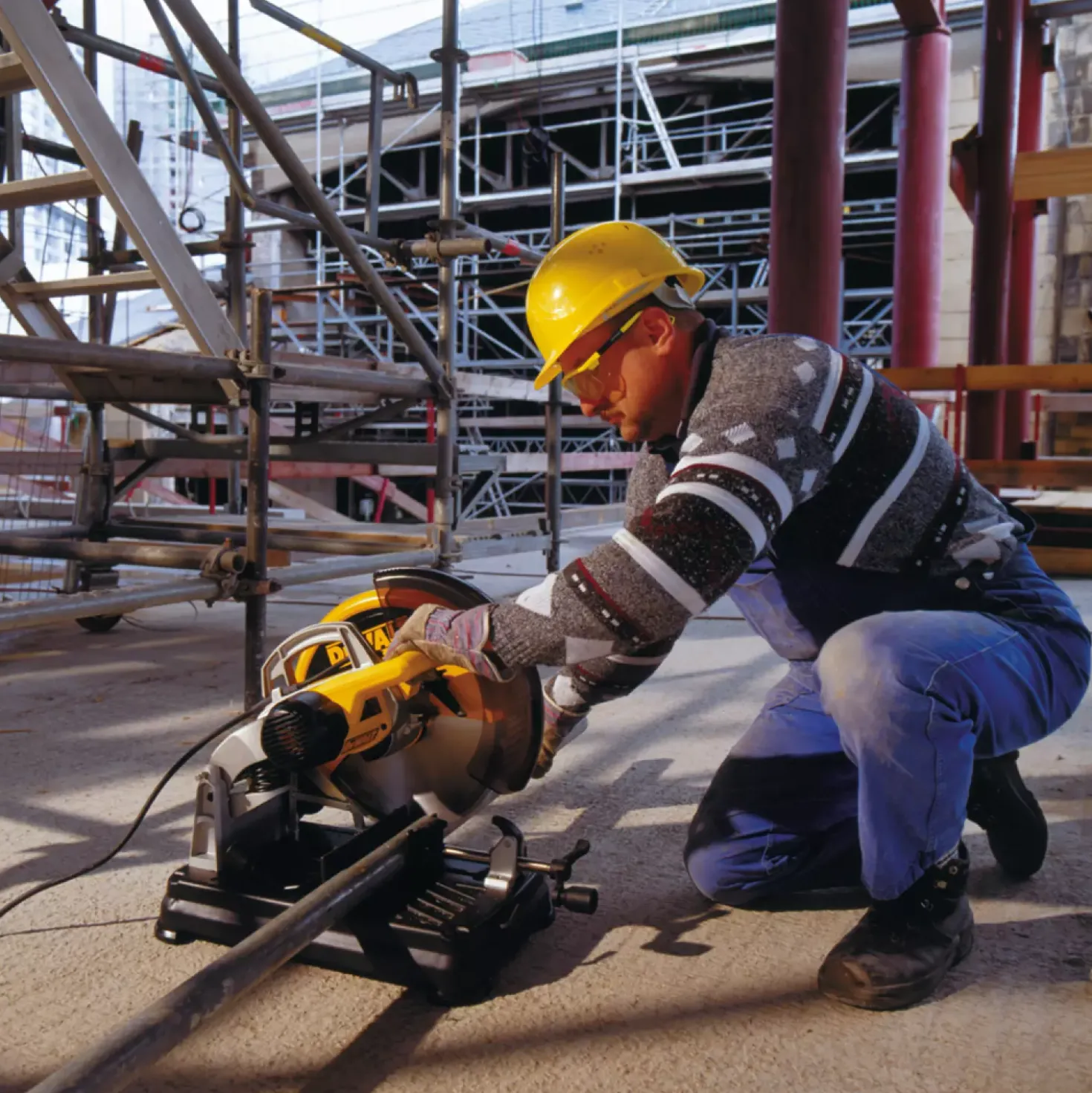 DeWALT DW872-QS Metaal afkortzaag - 2200W - 355mm