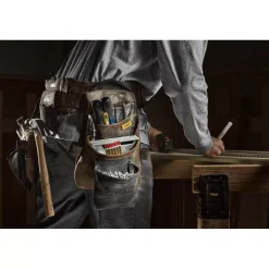 DeWALT DWST50113-1 Gereedschapsgordel - leer - 18 vakken