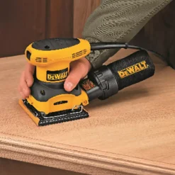 DeWALT Schuurvel - 115 x 140mm - 8 gaten - 25st