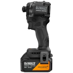 DeWALT X MCLAREN DCF86MP2T-QW 18V XR accu slagschroevendraaier set ( 2x 5.0Ah accu + lader)