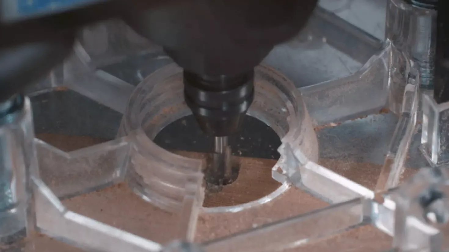 DREMEL 660JA 7-Delige multifunctionele Frezenset in houten koffer