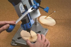 Dremel 220 Workstation - boorstandaard