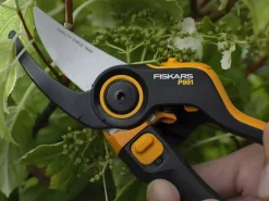 Fiskars P981 X-series DualAction bypass-snoeischaar