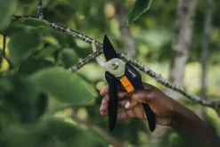 Fiskars 1057160 Solid snoeischaar bypass P121 - 18mm