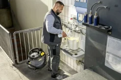 Kärcher Professional Puzzi 8/1 Tapijtreiniger - 1 bar - 8L