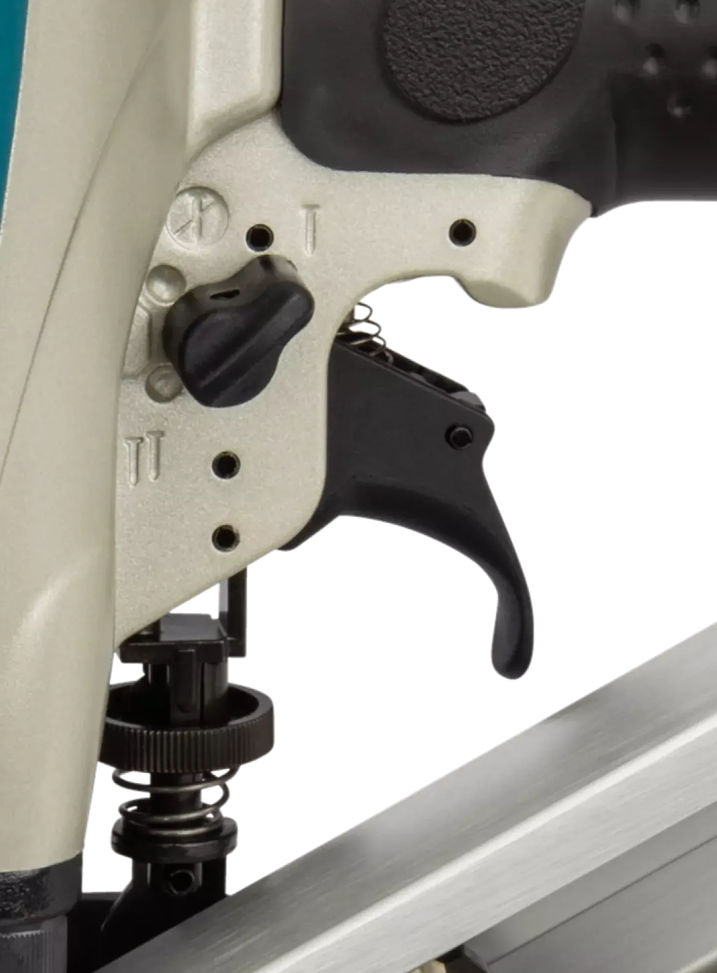 Makita AN943K Pneumatische constructienagel tacker in koffer - 50-90mm - 8,5 bar