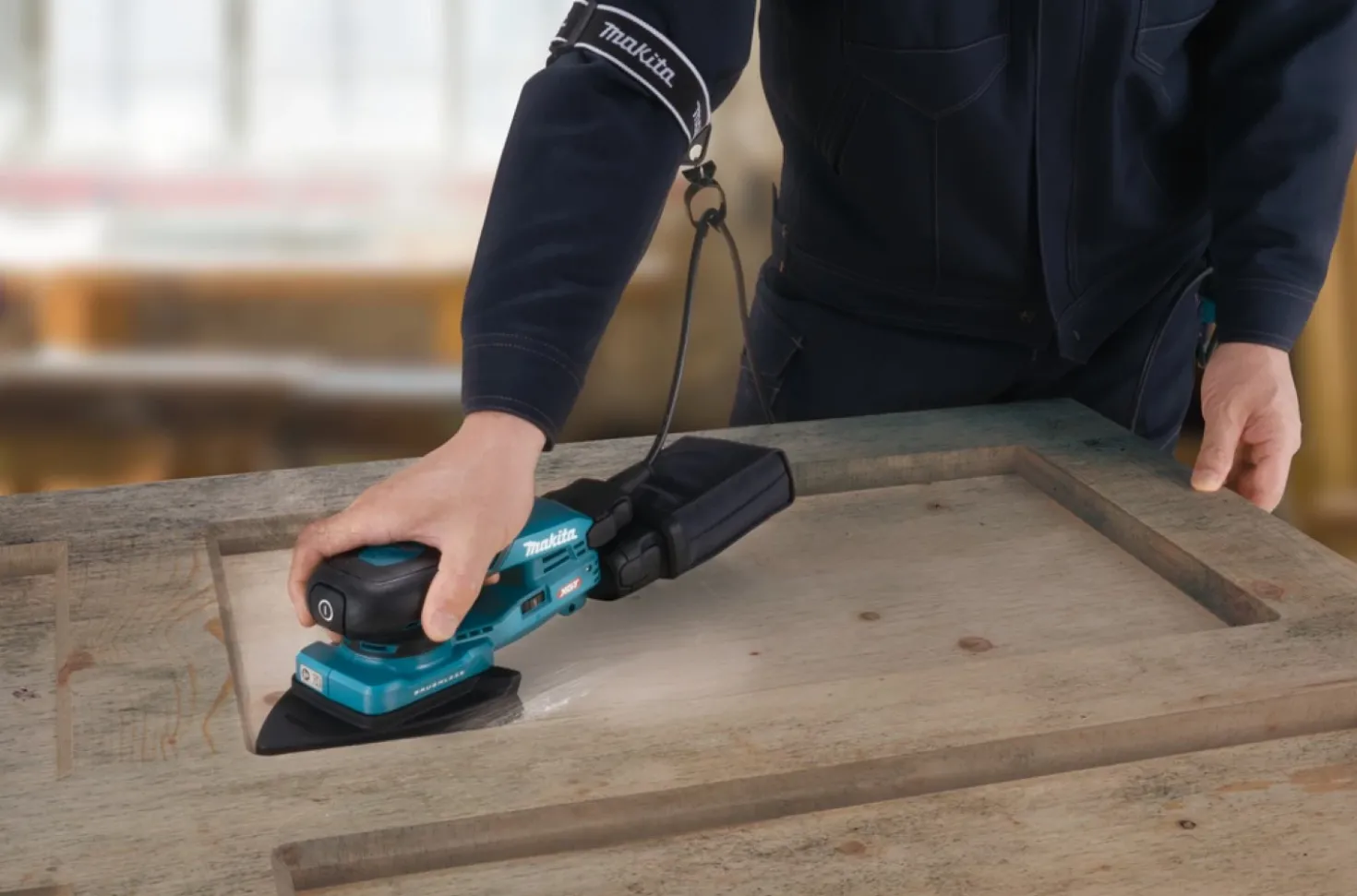 Makita BO006CGZ XGT 40V Li-ion accu Handpalm vlakschuurmachine - 100x150mm