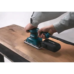 Makita BO3711 Vlakschuurmachine - 190W - 93 x 185mm
