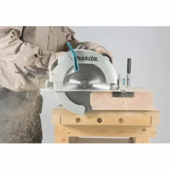 Makita HS0600 Cirkelzaag - 2000W - 270mm