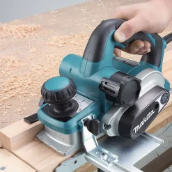 Makita KP0810CJ Schaafmachine in Mbox - 1050W - 4mm