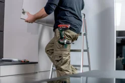 Metabo BS 18 L BL Mobile workschop 18V Li-ion accu schroef-/boormachine set (2x 2.0Ah accu) in koffer incl. 74-Delige accessoiresset