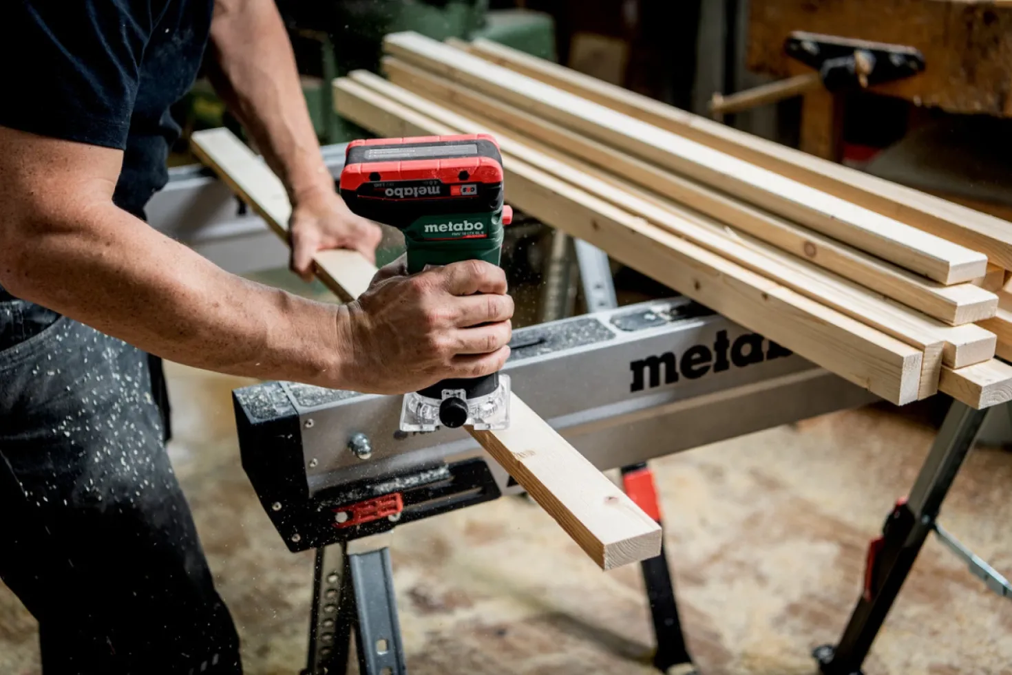 Metabo FMV 18 LTX BL 8 18V Li-ion accu kantenfrees set (2x 4.0Ah accu) in MetaBox
