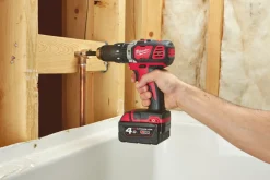 Milwaukee M18 BPD-402C 18V Li-Ion accu klopboor- /schroefmachine set (2x 4.0Ah accu) in koffer