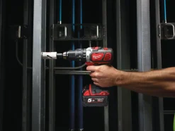 Milwaukee M18 BPD-402C 18V Li-Ion accu klopboor- /schroefmachine set (2x 4.0Ah accu) in koffer