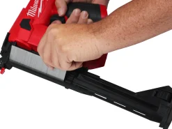 Milwaukee M12 FCN18GS-0X 12V Li-ion accu Rechte tacker body in HD Box - 18Ga