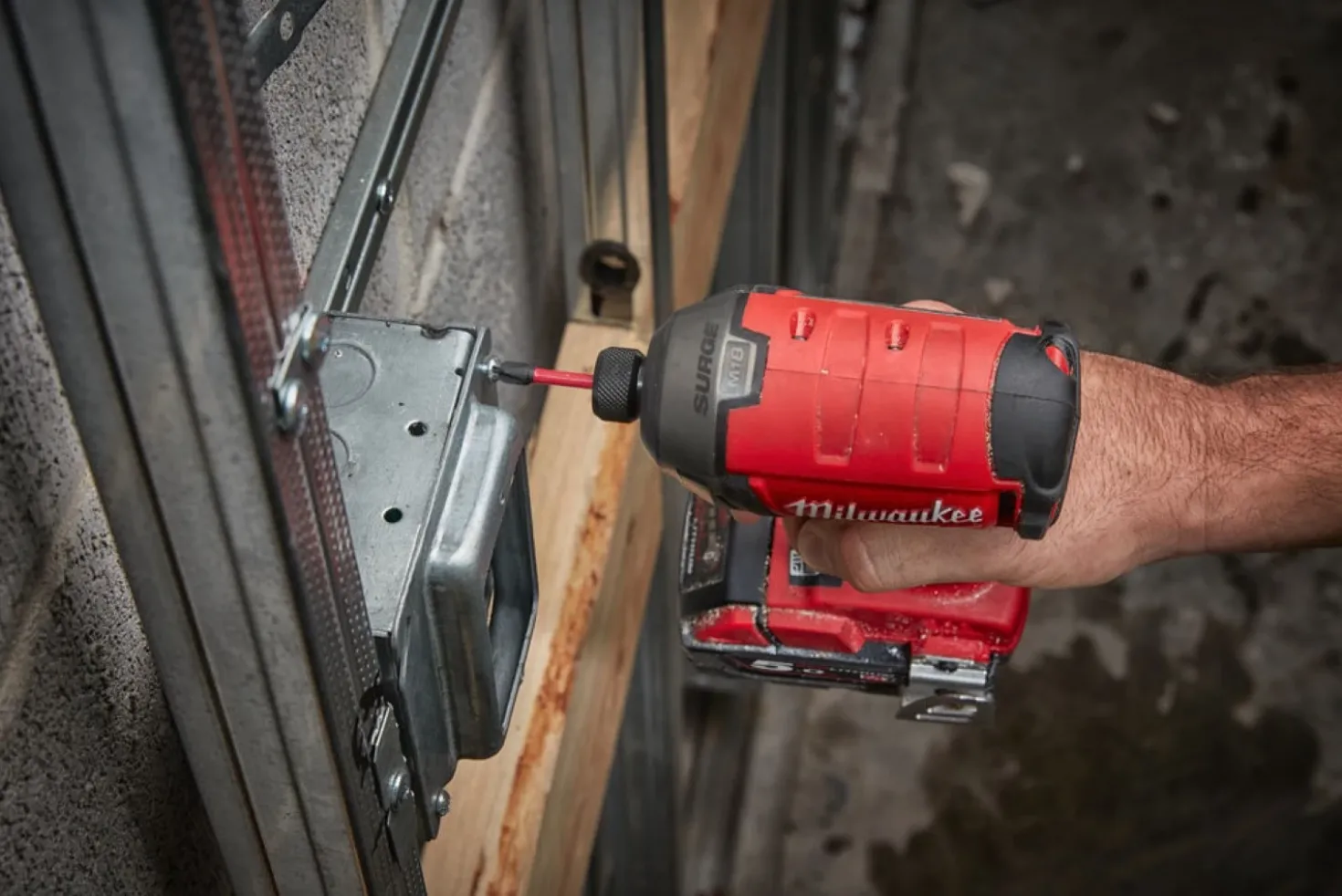 Milwaukee M18 FQID-501B 18V Li-ion accu slagschroevendraaier set (1x 5.0Ah accu) in tas
