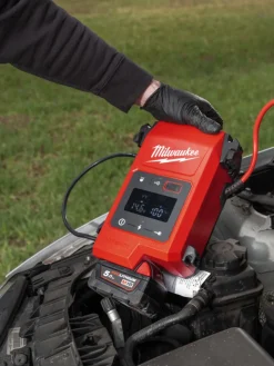 Milwaukee M18 JS2000-0 18V Li-ion accu jump starter