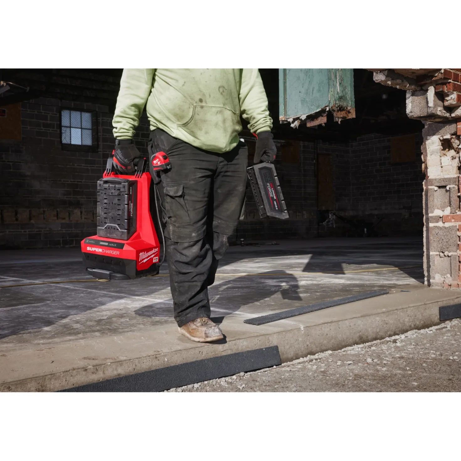 Milwaukee MXF SC MX Fuel Super snellader