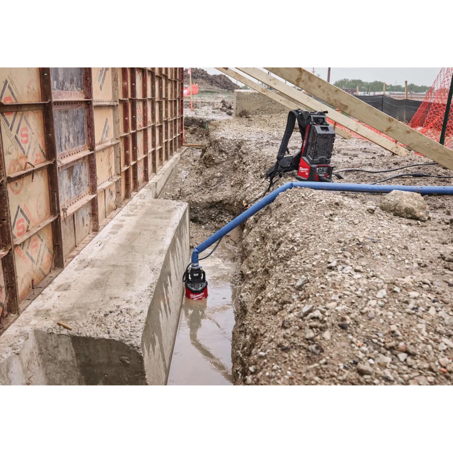 Milwaukee MXF SMP2-0 MX Fuel accu dompelpomp body