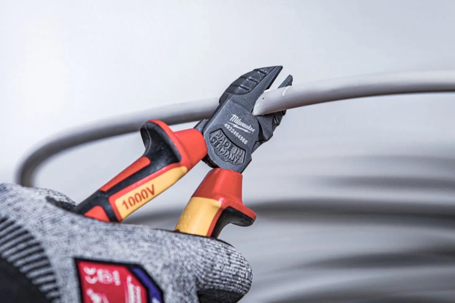 Milwaukee 4932464568 VDE Zijkniptang - 180mm