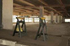 Stanley STST1-70559 Kunststof schragen - hoogte en breedte verstelbaar - draagcapaciteit 454 kg (set van 2 stuks)