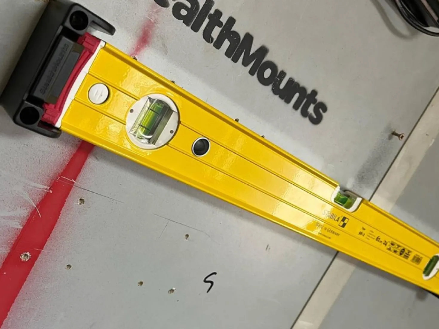 StealthMounts OM-LM-RED-2 Niveaubevestigingen - Rood - 2 stuks